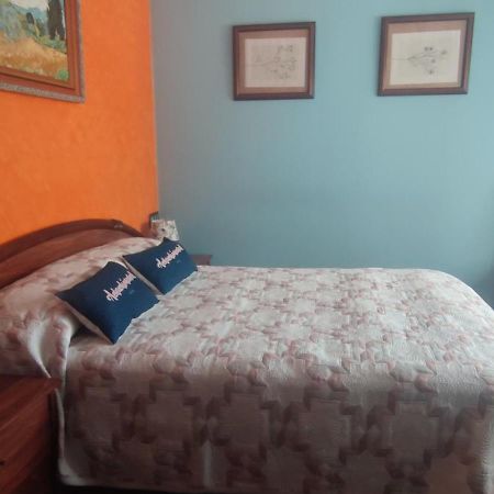 Apartamento Calle Renueva 莱昂 外观 照片